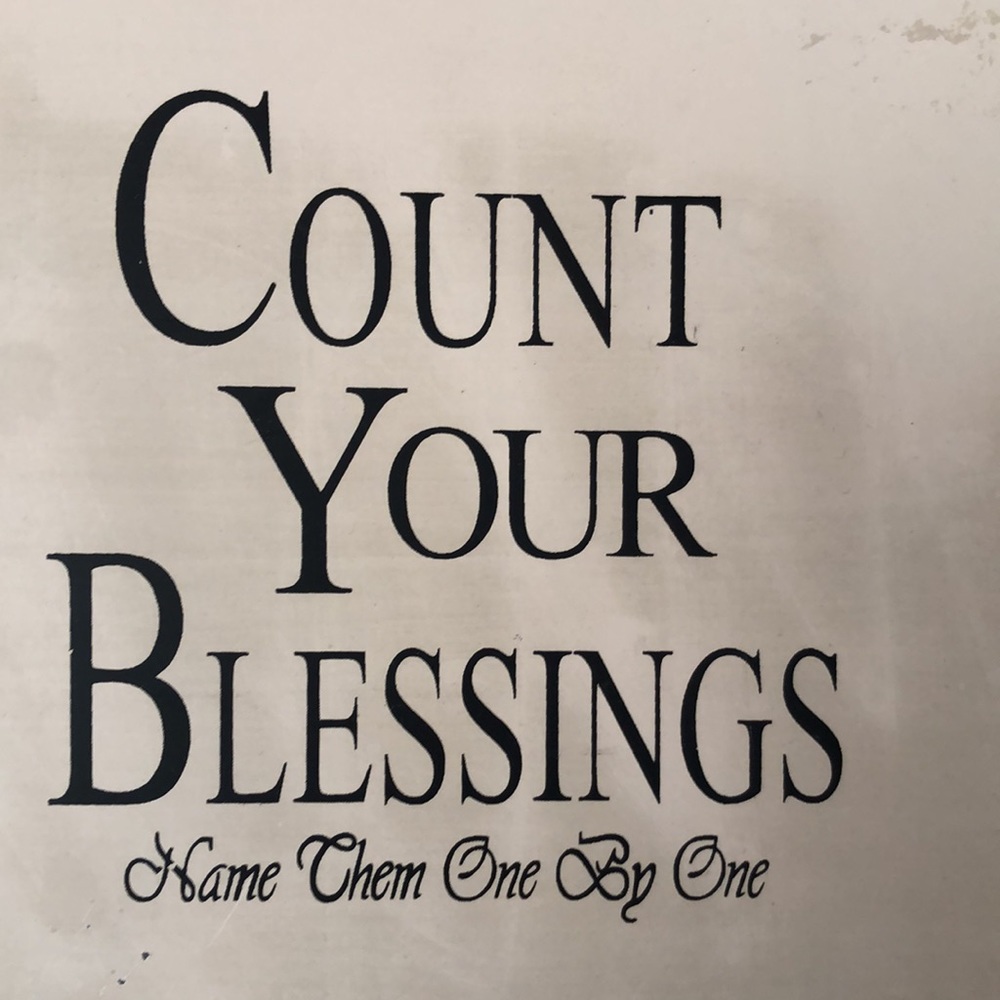 “Count Your Blessings” metal/tin wall decor - Picture 3 of 6